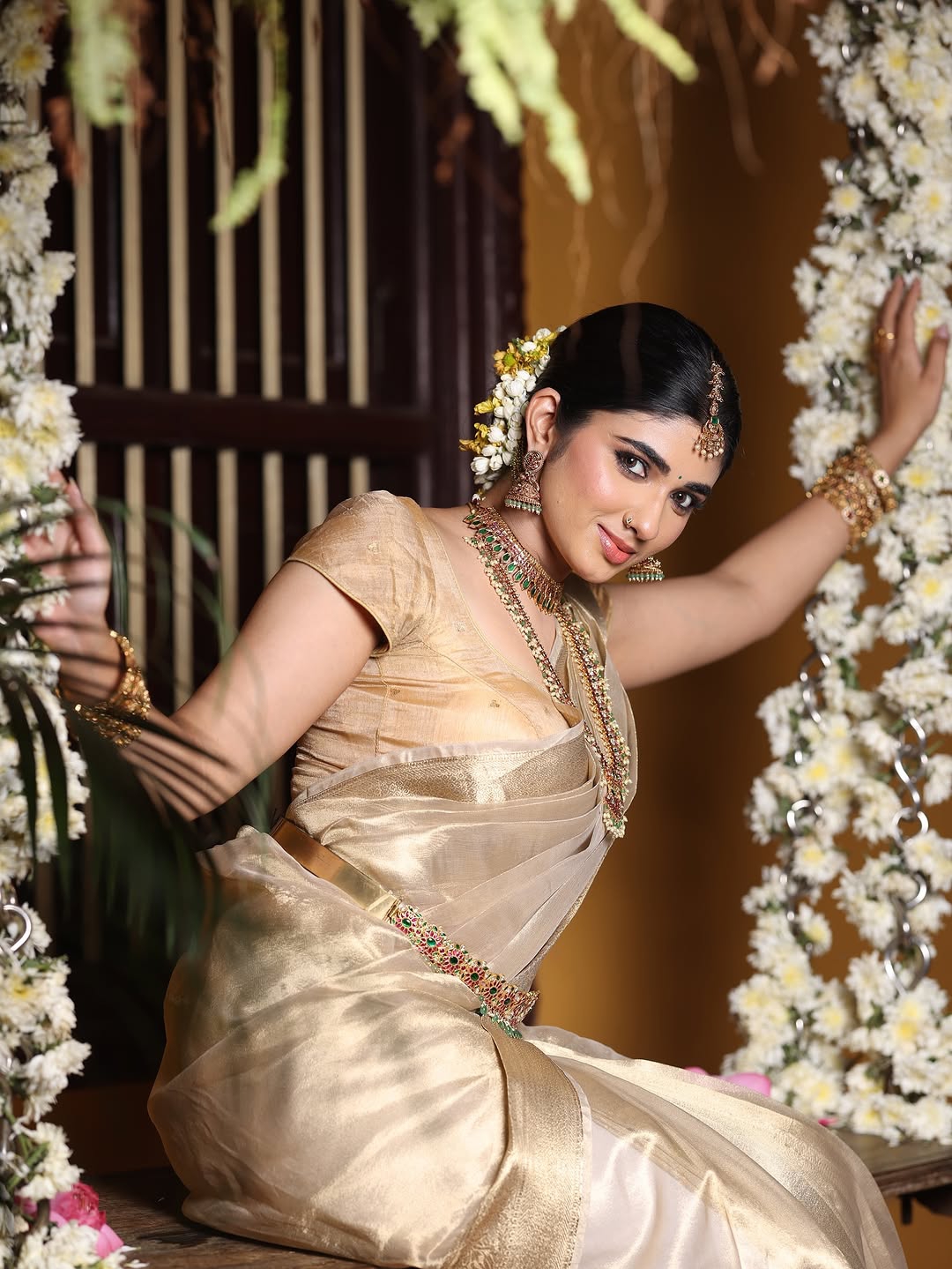 Festive saree styling captures Pragya Nagra's cultural celebration spirit