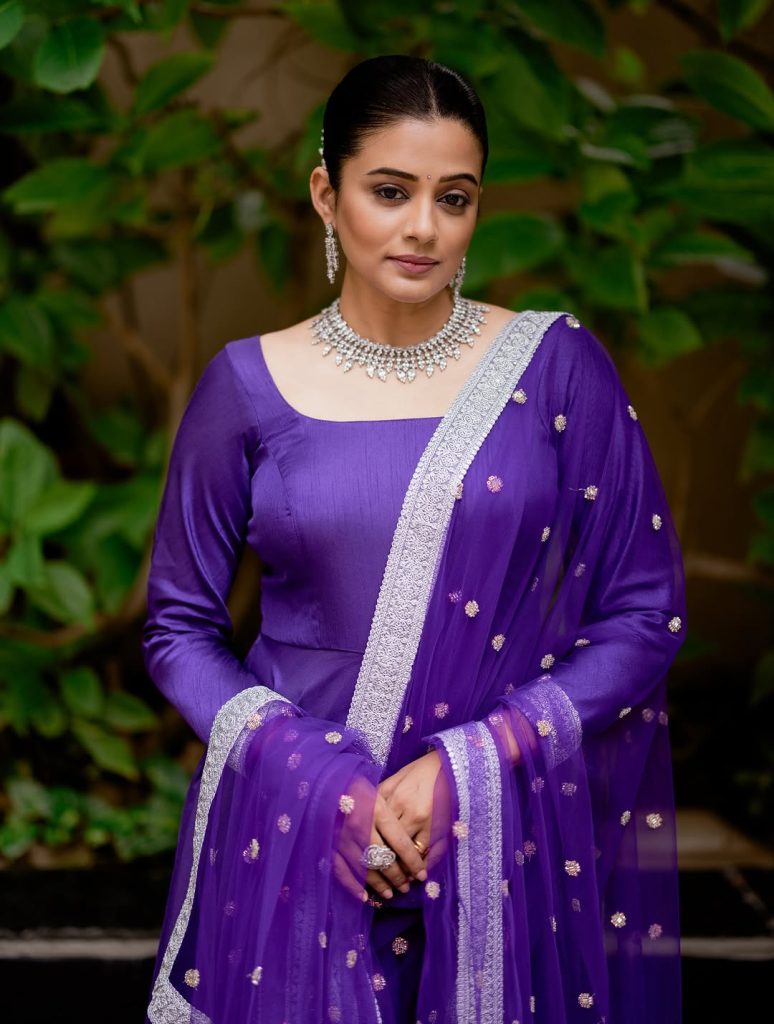 Charming blue chudidhar reflects Priyamani's enduring traditional appeal