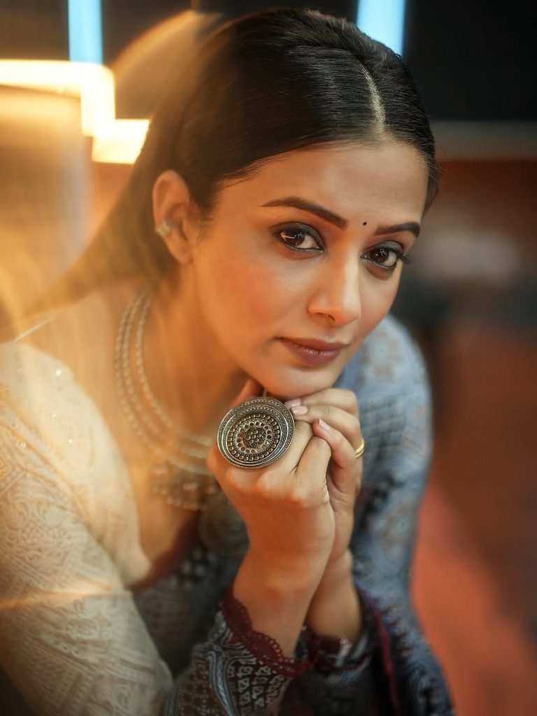 Elegant saree draping demonstrates Priyamani's cultural appreciation