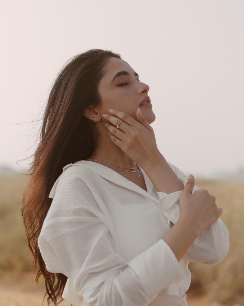 Natural lighting accentuates Priyanka Mohan's adorable expressions beautifully