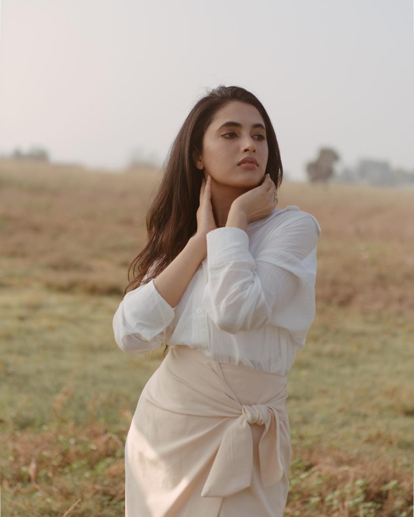 Natural lighting accentuates Priyanka Mohan's adorable expressions beautifully