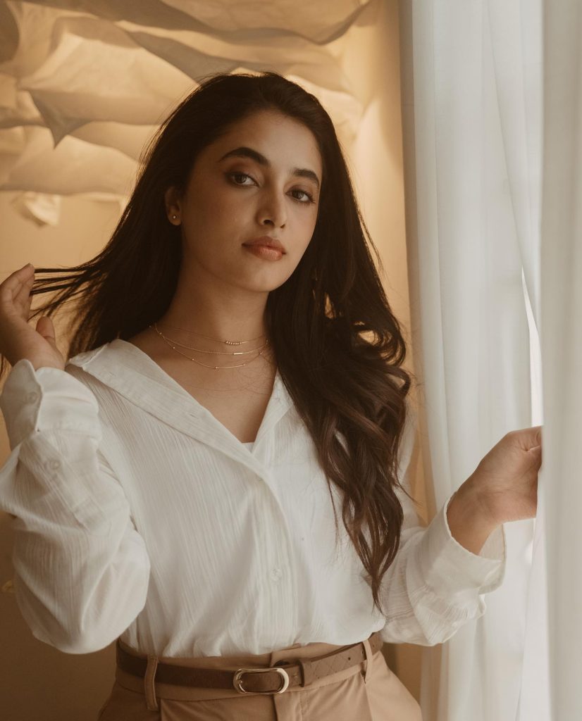 Candid moments showcase Priyanka Mohan's endearing personality traits