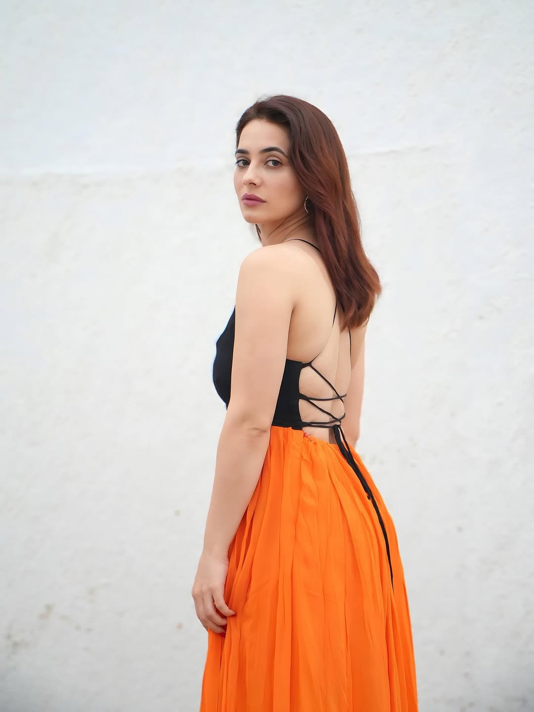Priyanka Rewri’s Glamorous Look in Black & Orange Dress (5)