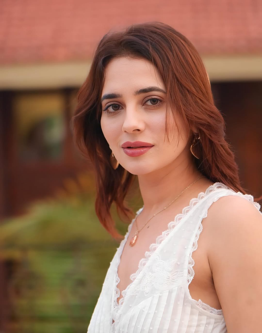 Priyanka Rewri’s White Crop Top Look is Giving Major Fashion Goals (1)