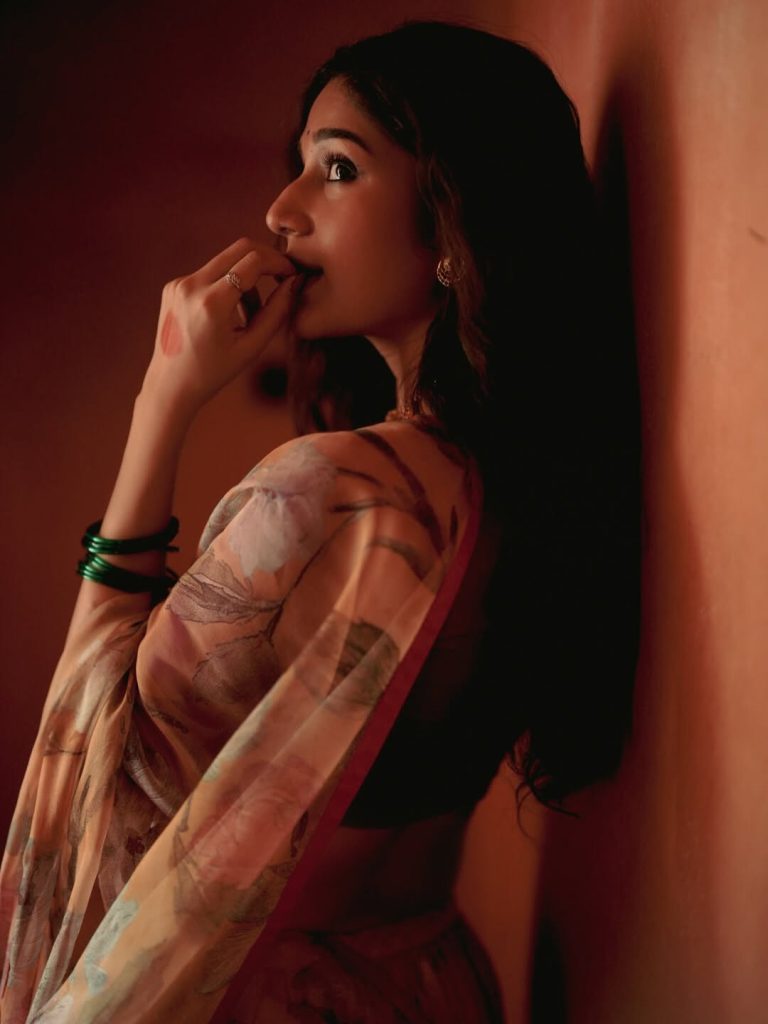 Gorgeous cultural attire showcases Rabiya Khatoon's traditional fashion sense