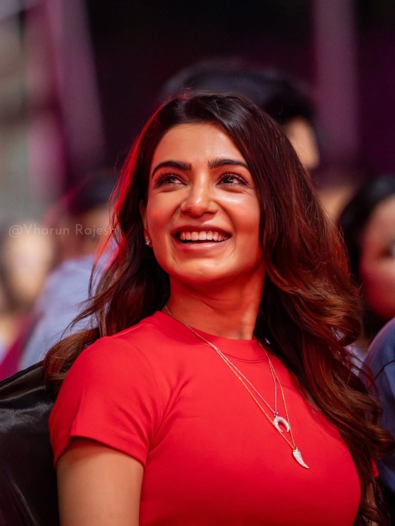 Intimate portrait captures Samantha's mesmerizing eyes and expressions