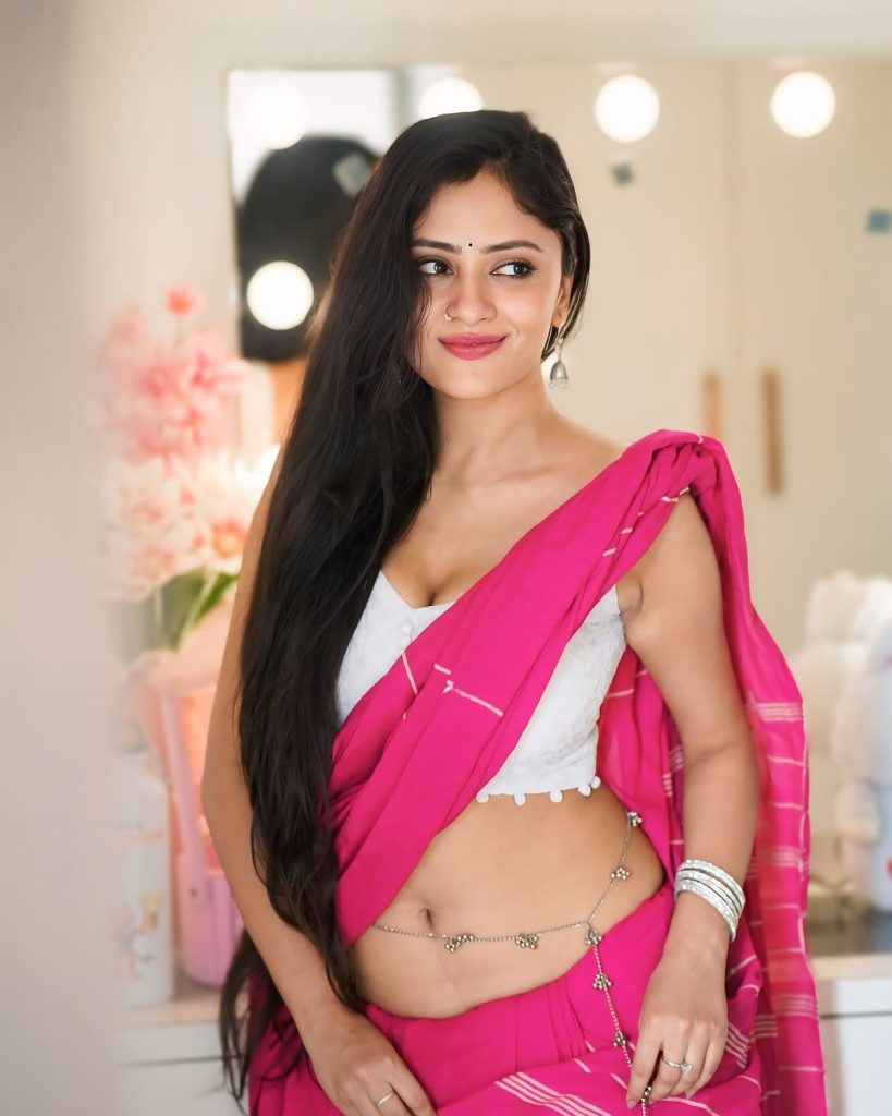 Hot pink saree styling creates bold glamorous statement for Sanya Thakur