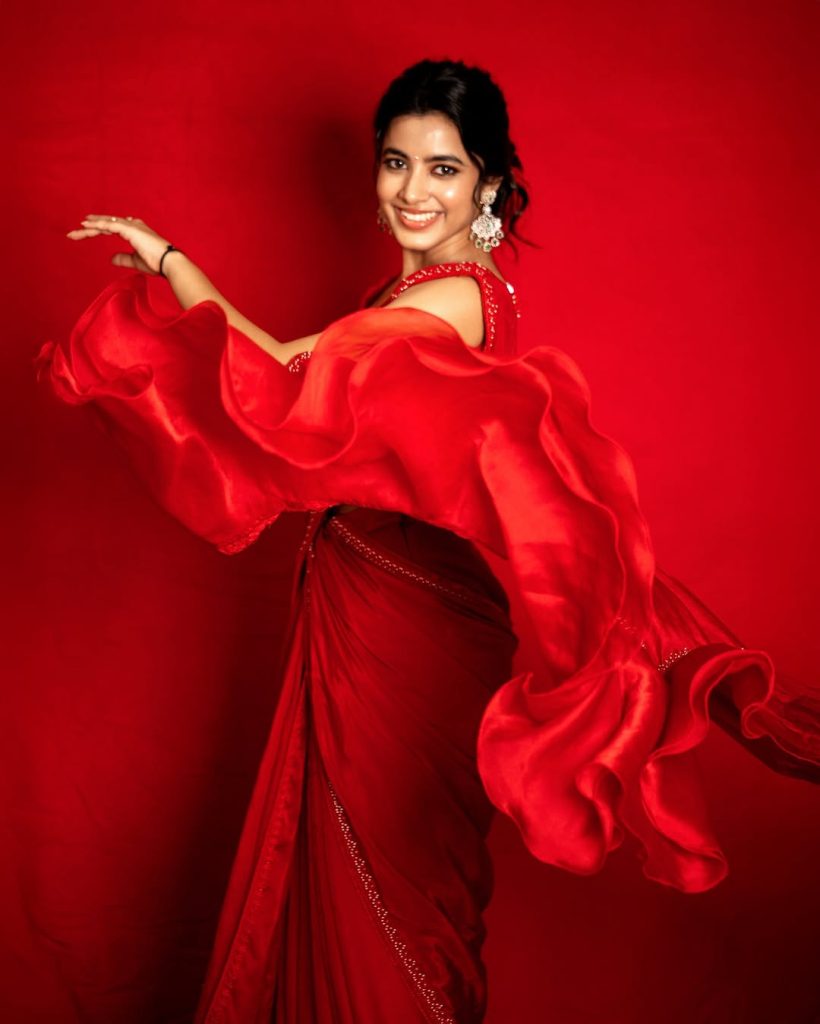 Red hot photography showcases Shivani Nagaram's commanding screen presence