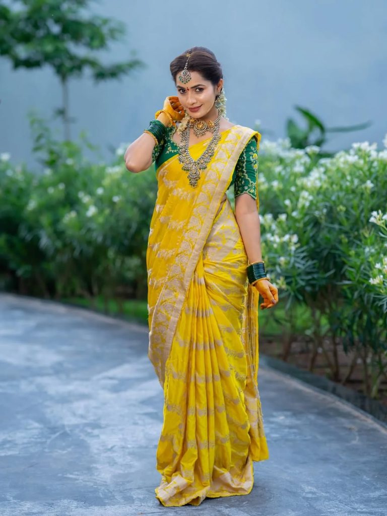 Shobha Shetty embodies cultural grace in stunning yellow traditional ensemble