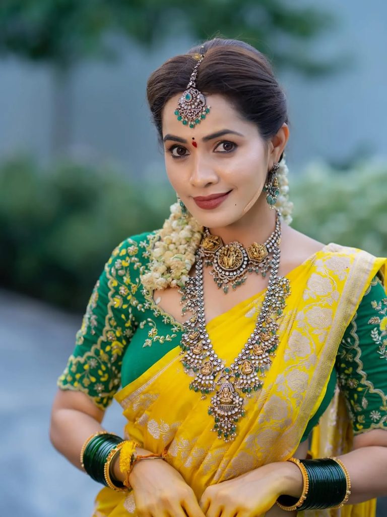 Shobha Shetty embodies cultural grace in stunning yellow traditional ensemble
