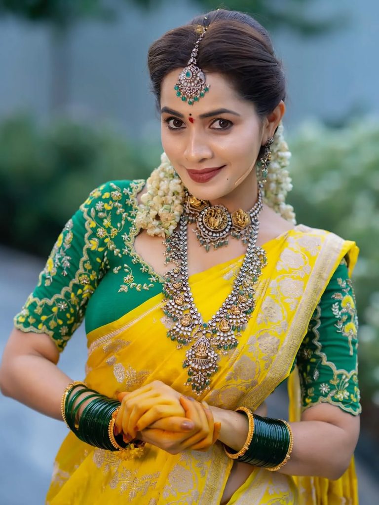 Shobha Shetty embodies cultural grace in stunning yellow traditional ensemble