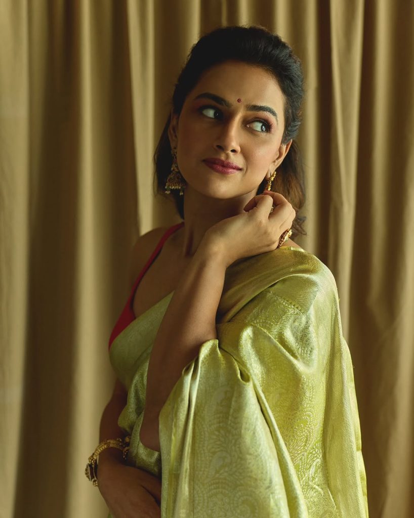 Elegant saree styling creates beautiful sophistication for Shraddha Srinath