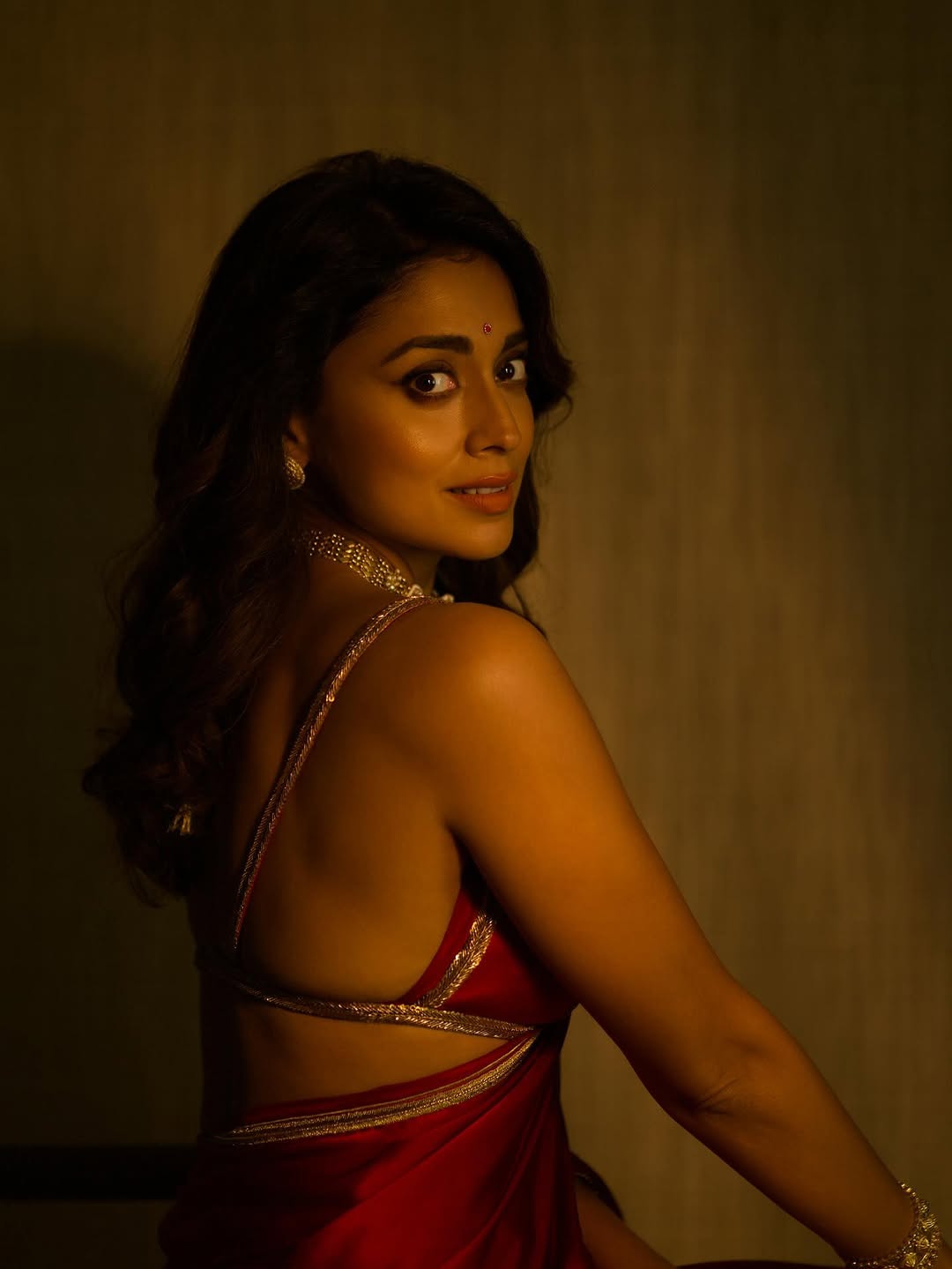Shriya radiates confidence in stunning red traditional ensemble