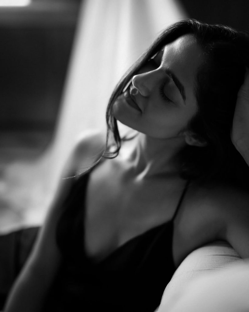 Gorgeous lighting creates stunning visual impact for Simran Choudhary's photoshoot