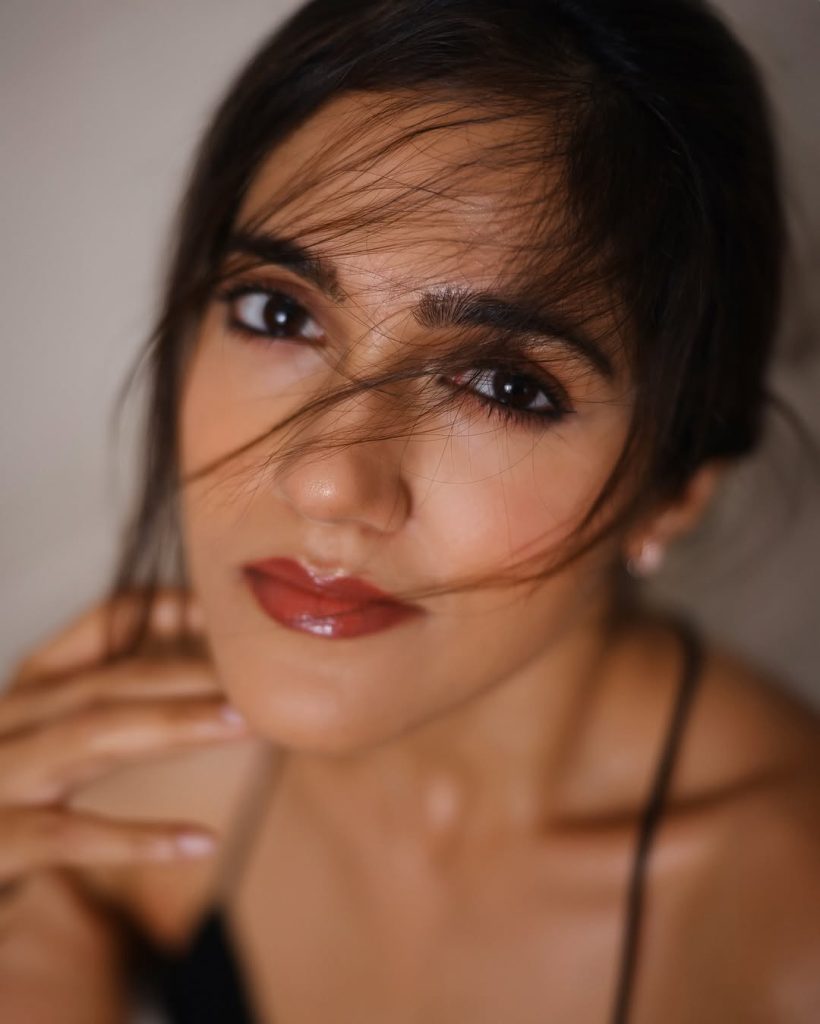 Gorgeous lighting creates stunning visual impact for Simran Choudhary's photoshoot