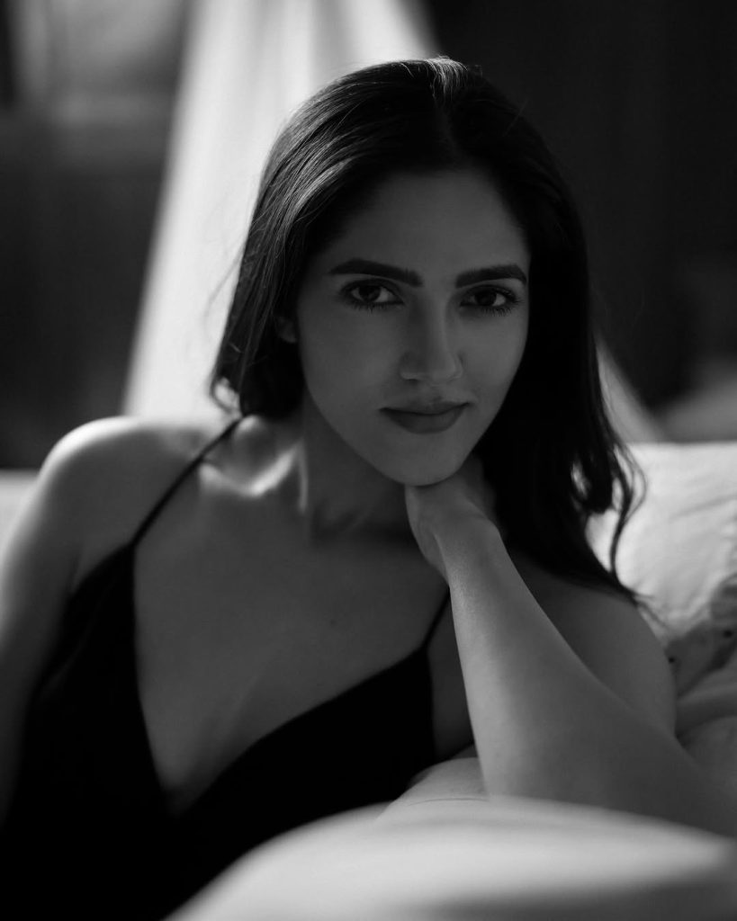 Gorgeous lighting creates stunning visual impact for Simran Choudhary's photoshoot