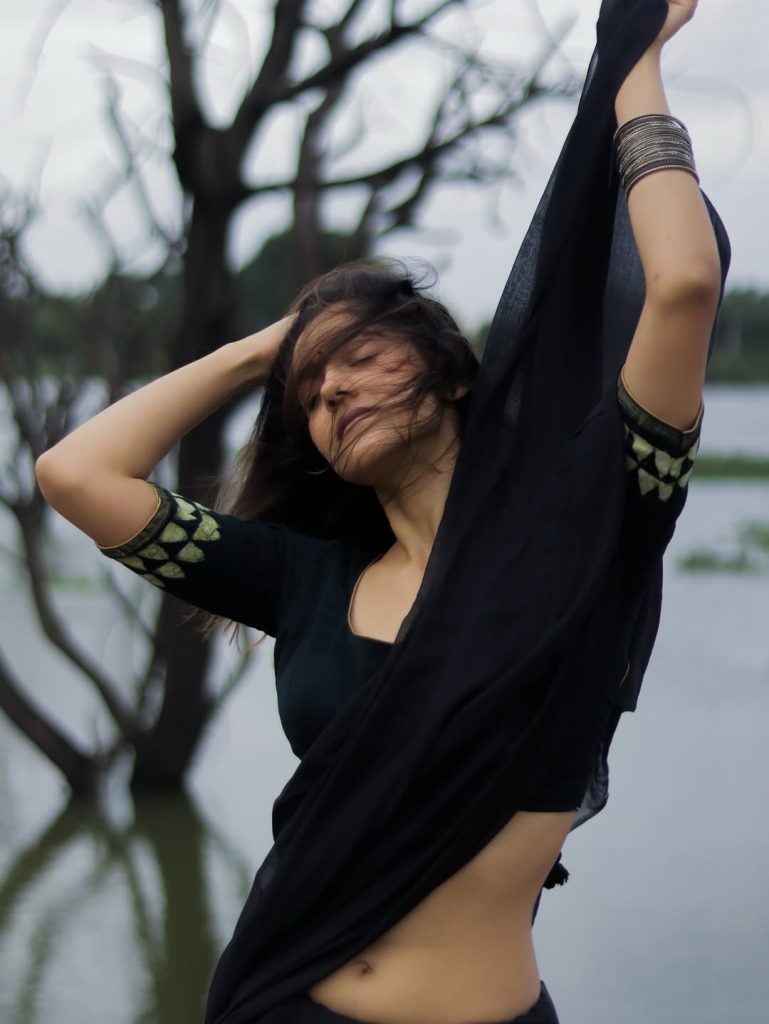 Elegant black saree creates sophisticated glamour for Simran Choudhary's portrait