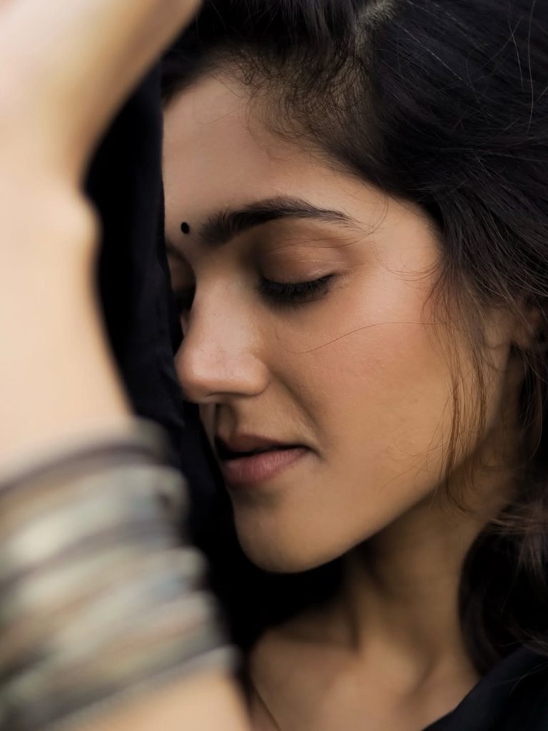 Simran Choudhary embodies confidence in striking black traditional ensemble