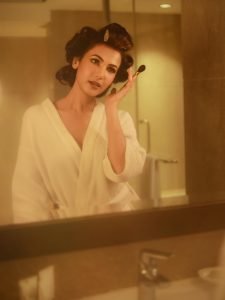 Sonal Chauhan radiates natural beauty in fresh after-shower white ensemble