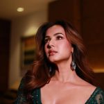 Green glam avatar creates stunning transformation for Sonal Chauhan's hotness