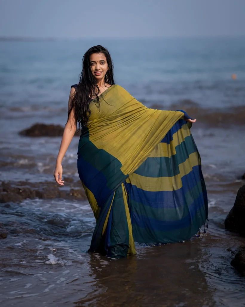 Unique location choice highlights Trupti Ravindra's innovative approach to saree photography