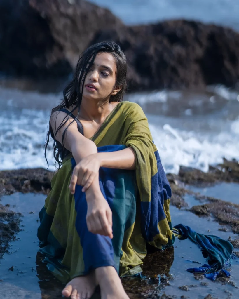 Ocean breeze flows through Trupti Ravindra's saree creating dynamic movement