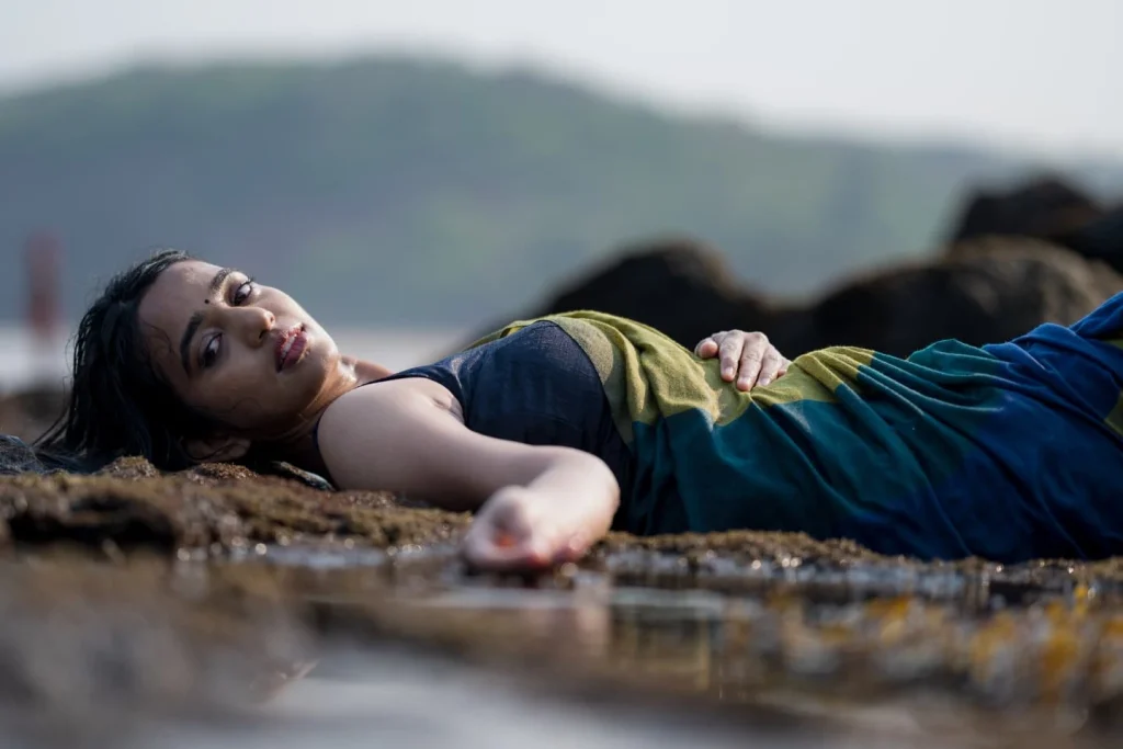 Ocean breeze flows through Trupti Ravindra's saree creating dynamic movement