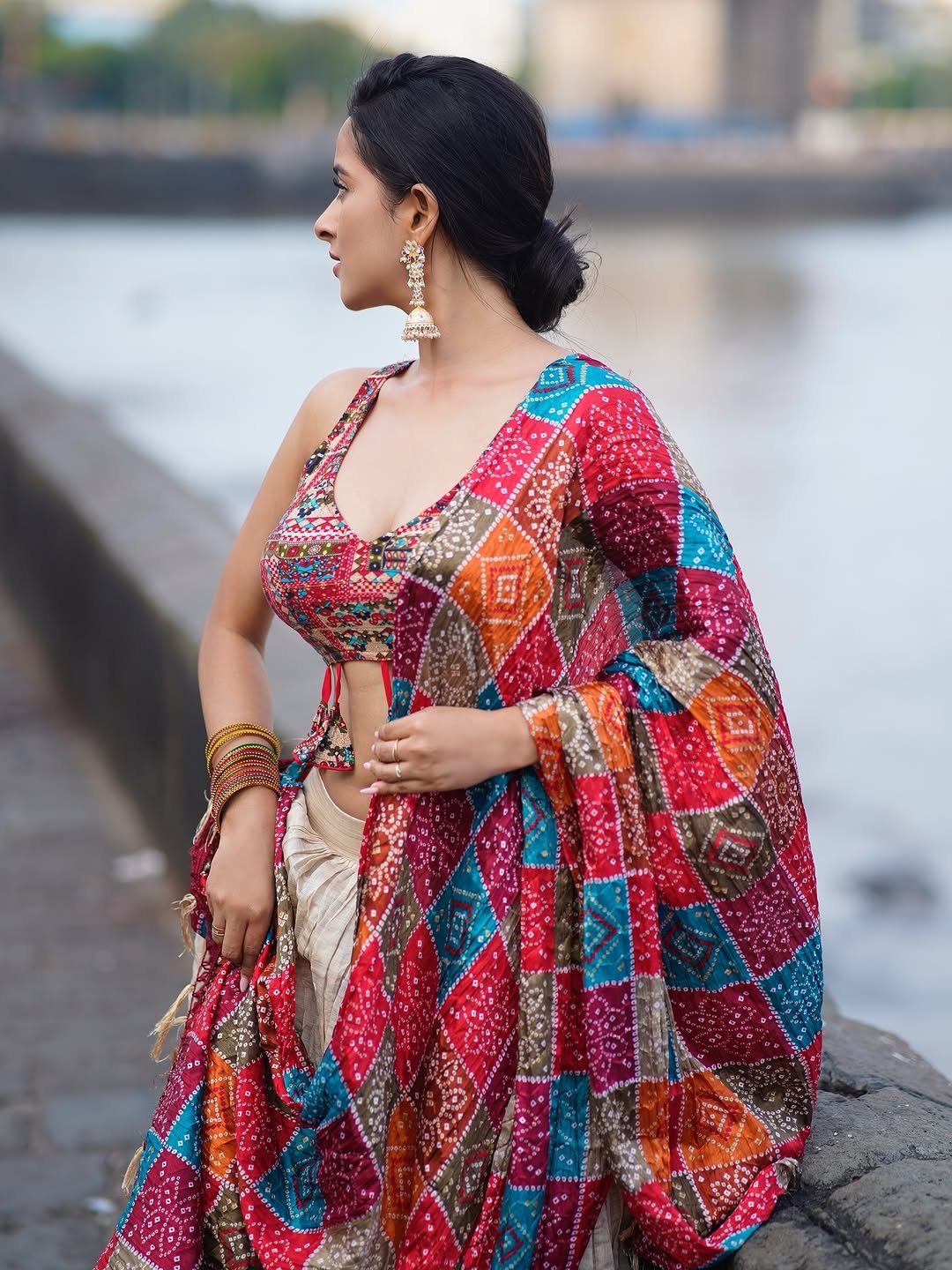 Aarushi Baruah bandhani saree seaside glam Photos (1)