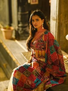 Aarushi Baruah traditional bandhani saree coastal photoshoot