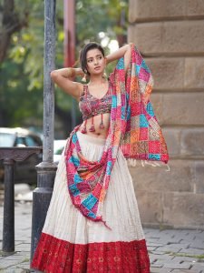 Aarushi Baruah traditional bandhani saree coastal photoshoot