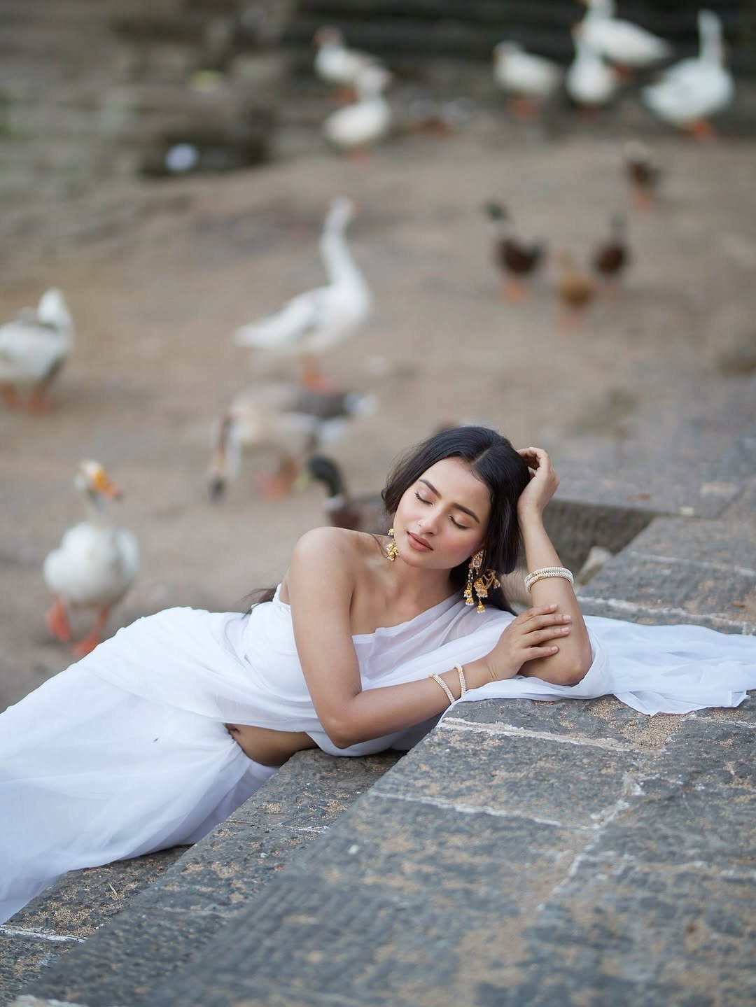 Aarushi Baruah white chiffon saree lakeside serene Photoshoot (7)