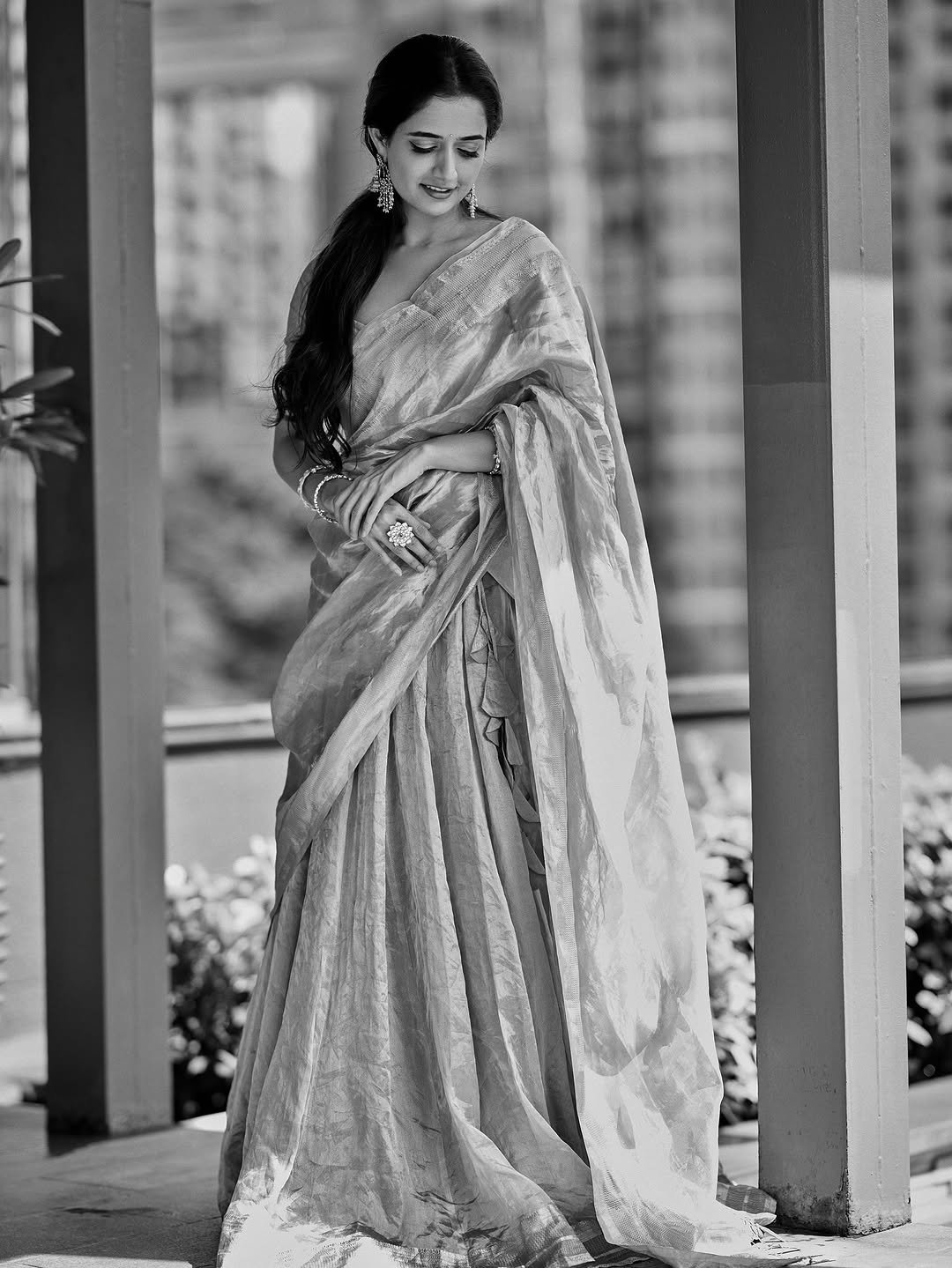 Ashika Ranganath Pink Silk Saree Traditional Photoshoot Elegant Look (4)