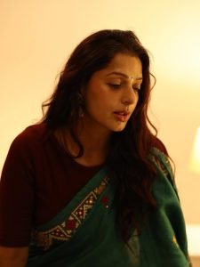 Bhumika Chawla teal handloom saree warm natural lighting