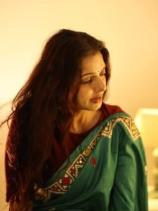 Warm atmosphere showcasing Bhumika Chawla teal handloom fabric