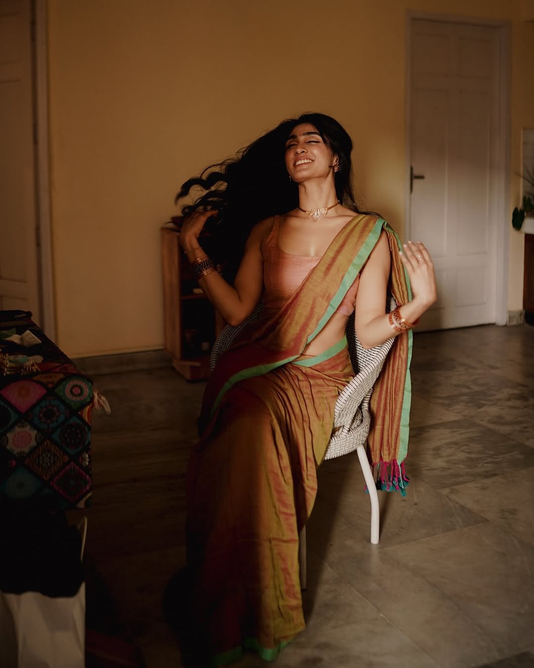 Deepti Sati earthy silk saree blush blouse moody indoor Portrait (18)