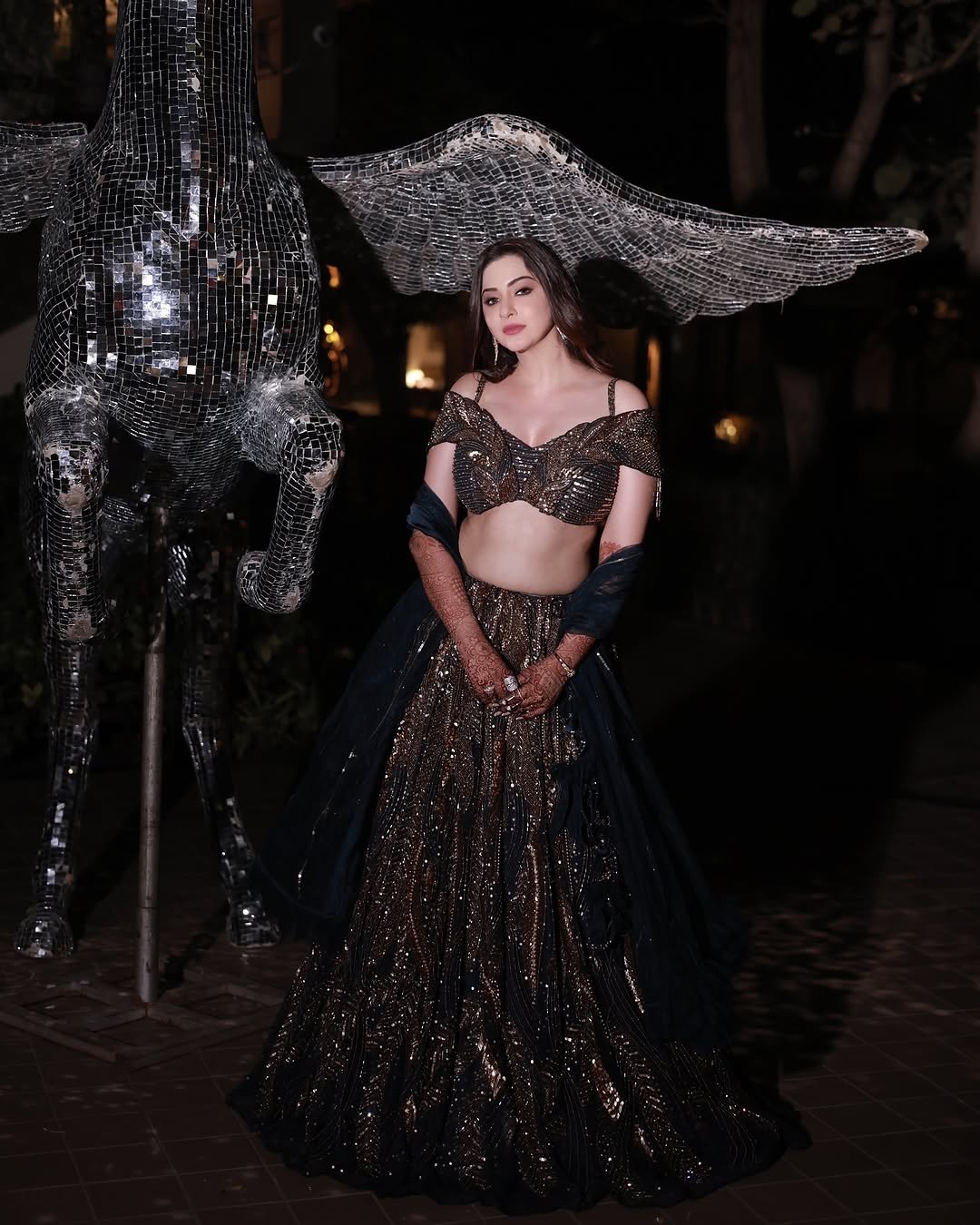 Eshanya Maheshwari embellished lehenga night portrait (13)