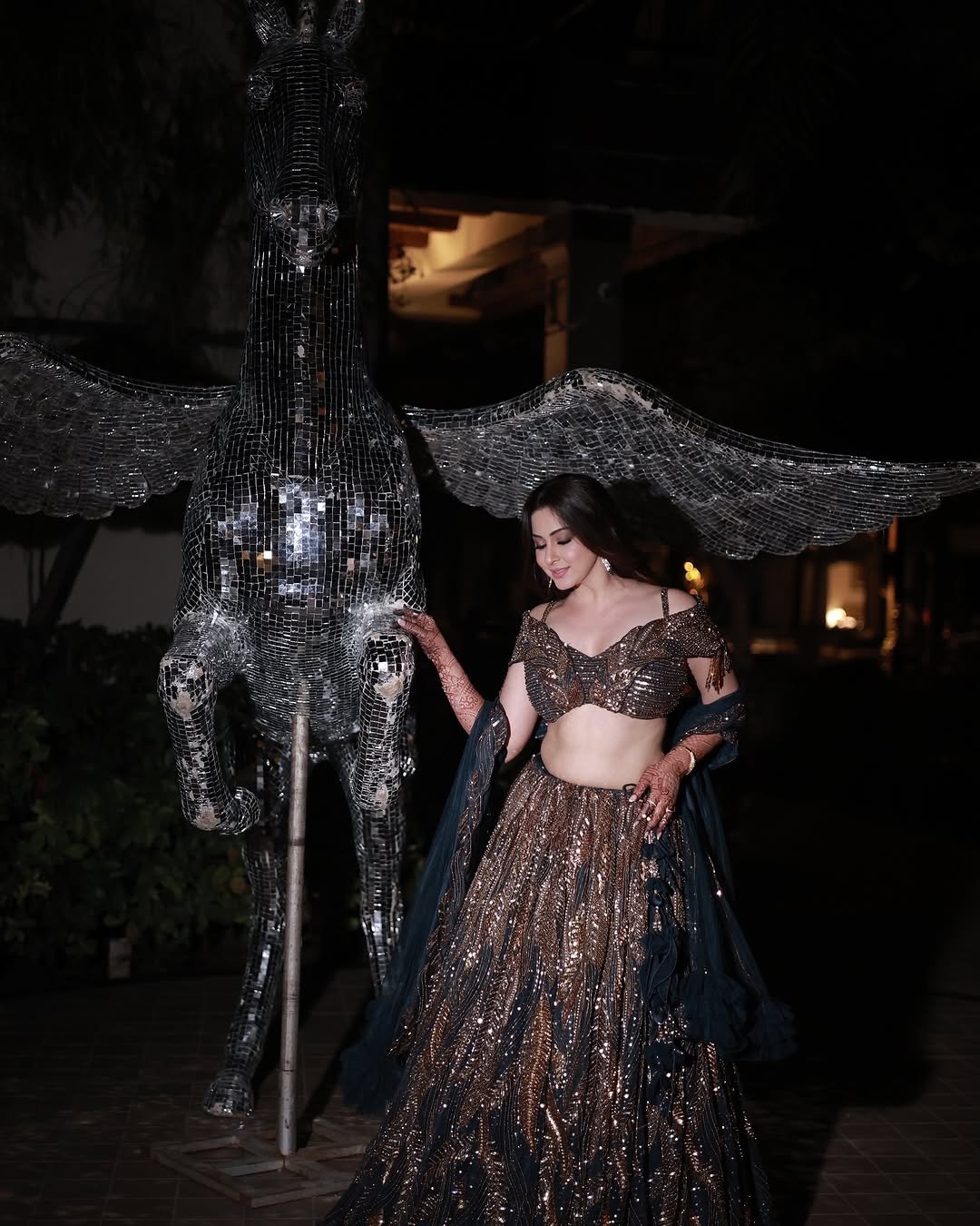 Eshanya Maheshwari embellished lehenga night portrait (2)