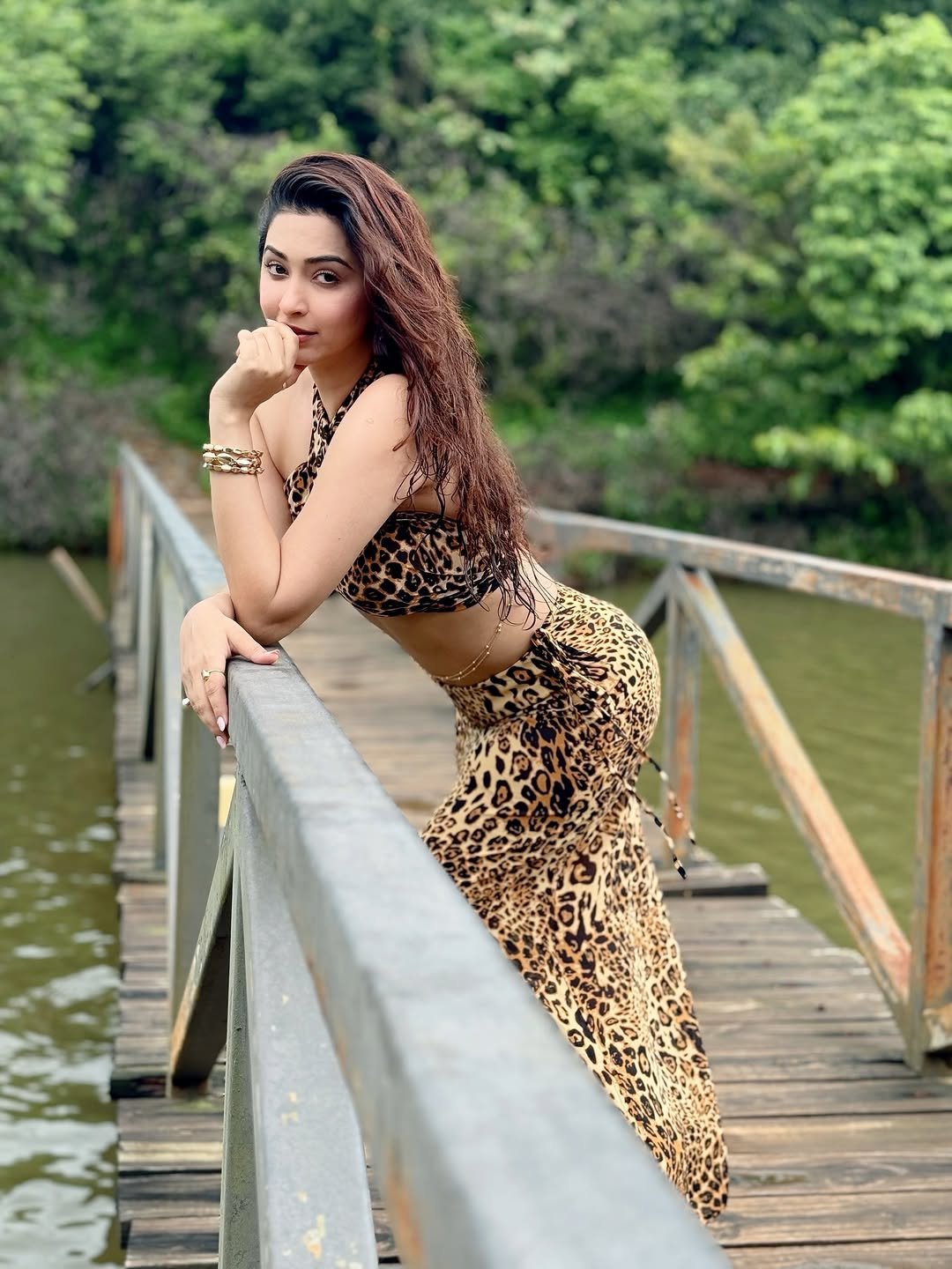 Eshanya Maheshwari leopard co ord bridge Photoshoot (7)