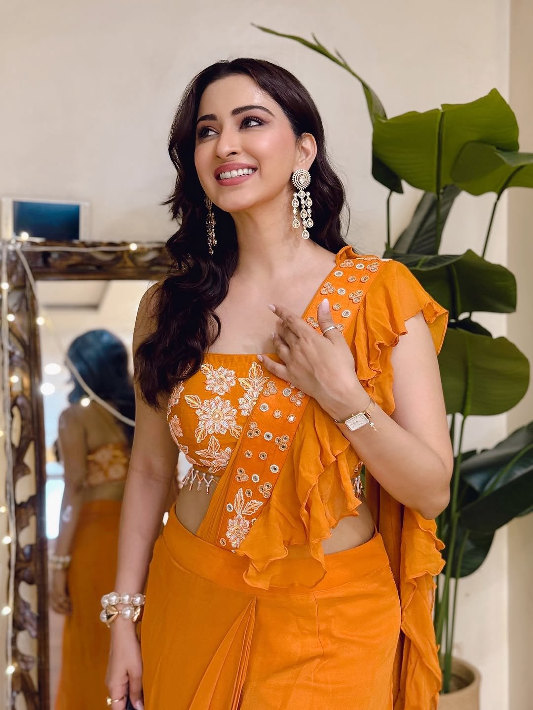 Eshanya Maheshwari orange ruffle saree indoor smile Collection (11)