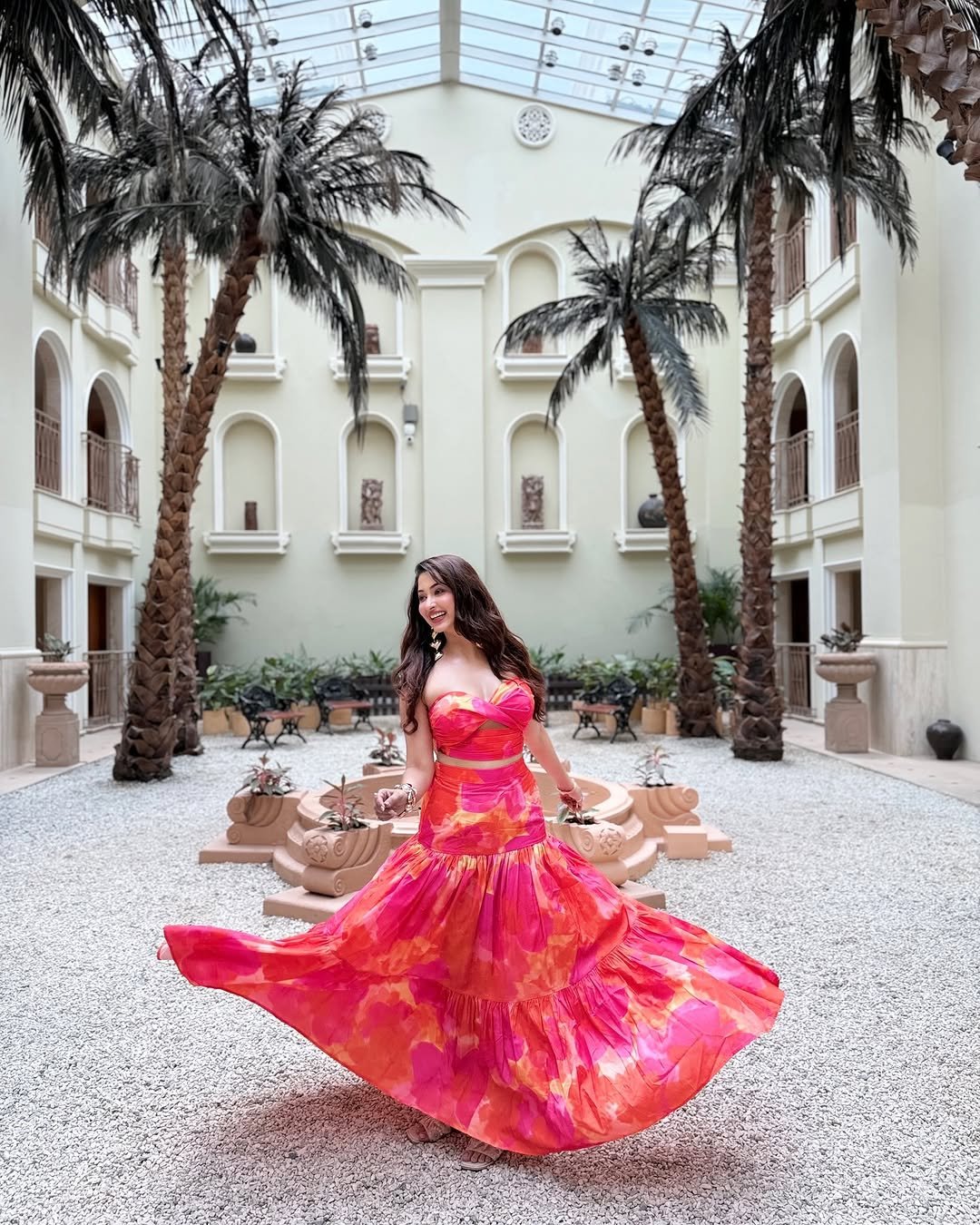 Eshanya Maheshwari pink cutout dress balcony candid (6)