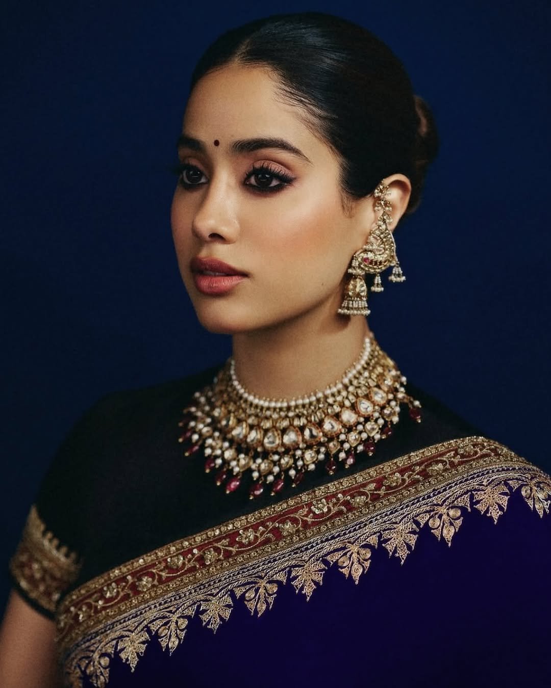 Janhvi Kapoor navy velvet saree heavy kundan jewels Studio Portrait (2)