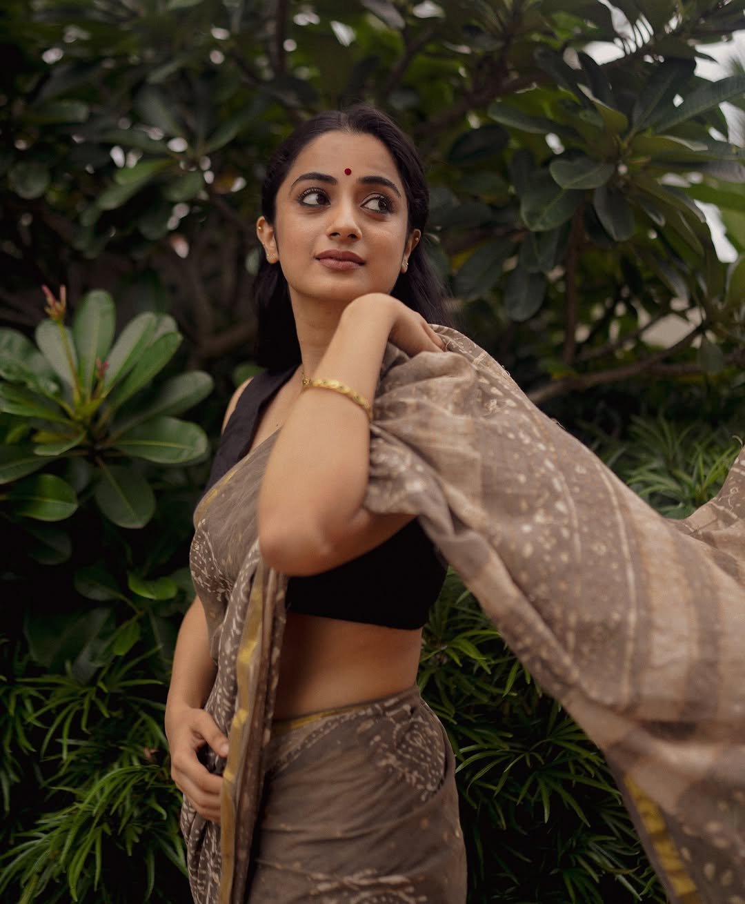 Namitha Pramod Black Saree Closeup Studio Photoshoot 05