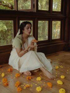 Natural window lighting on Namitha Pramod traditional jasmine flowers