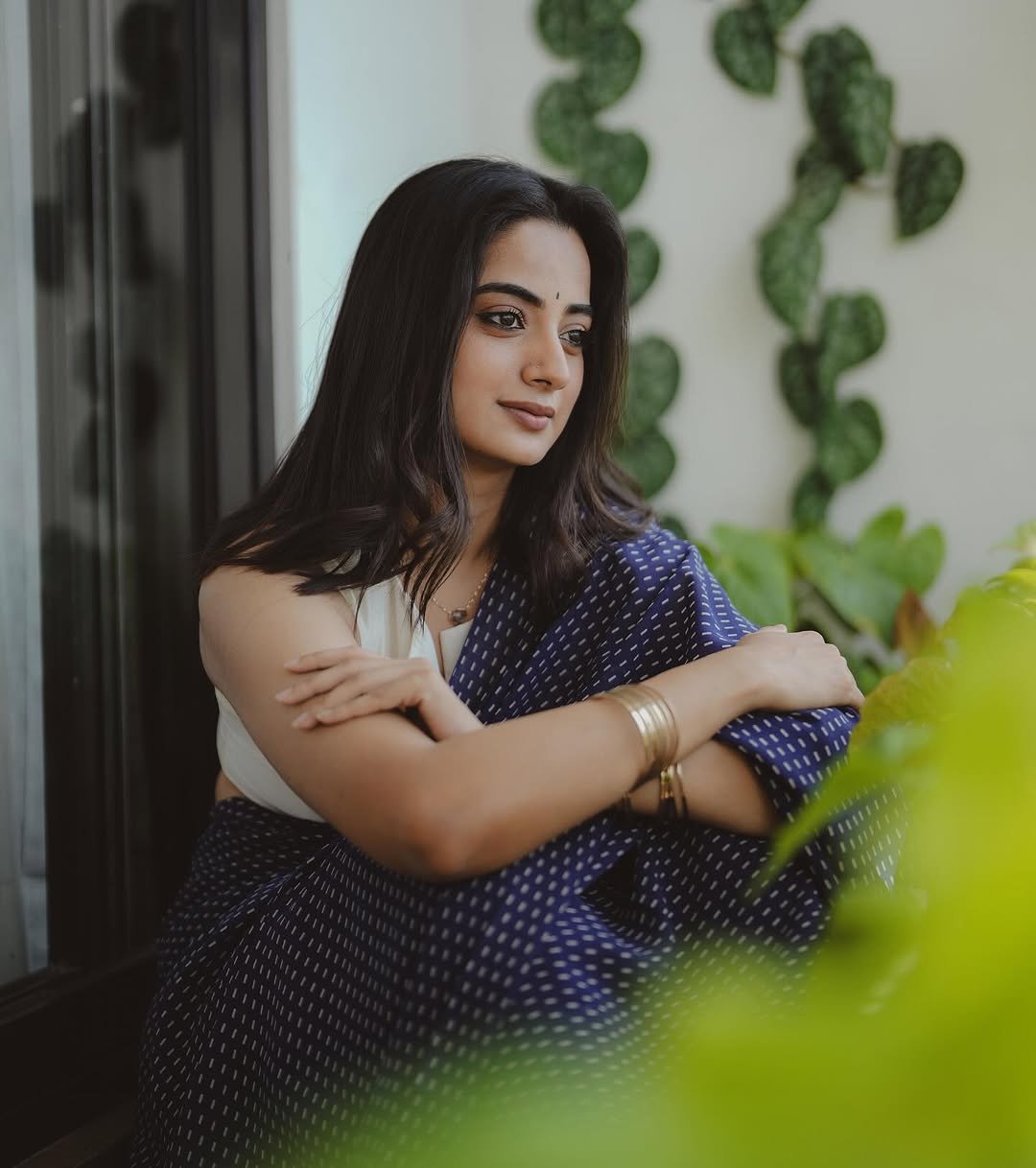 Namitha Pramod navy saree balcony glow Photos (5)