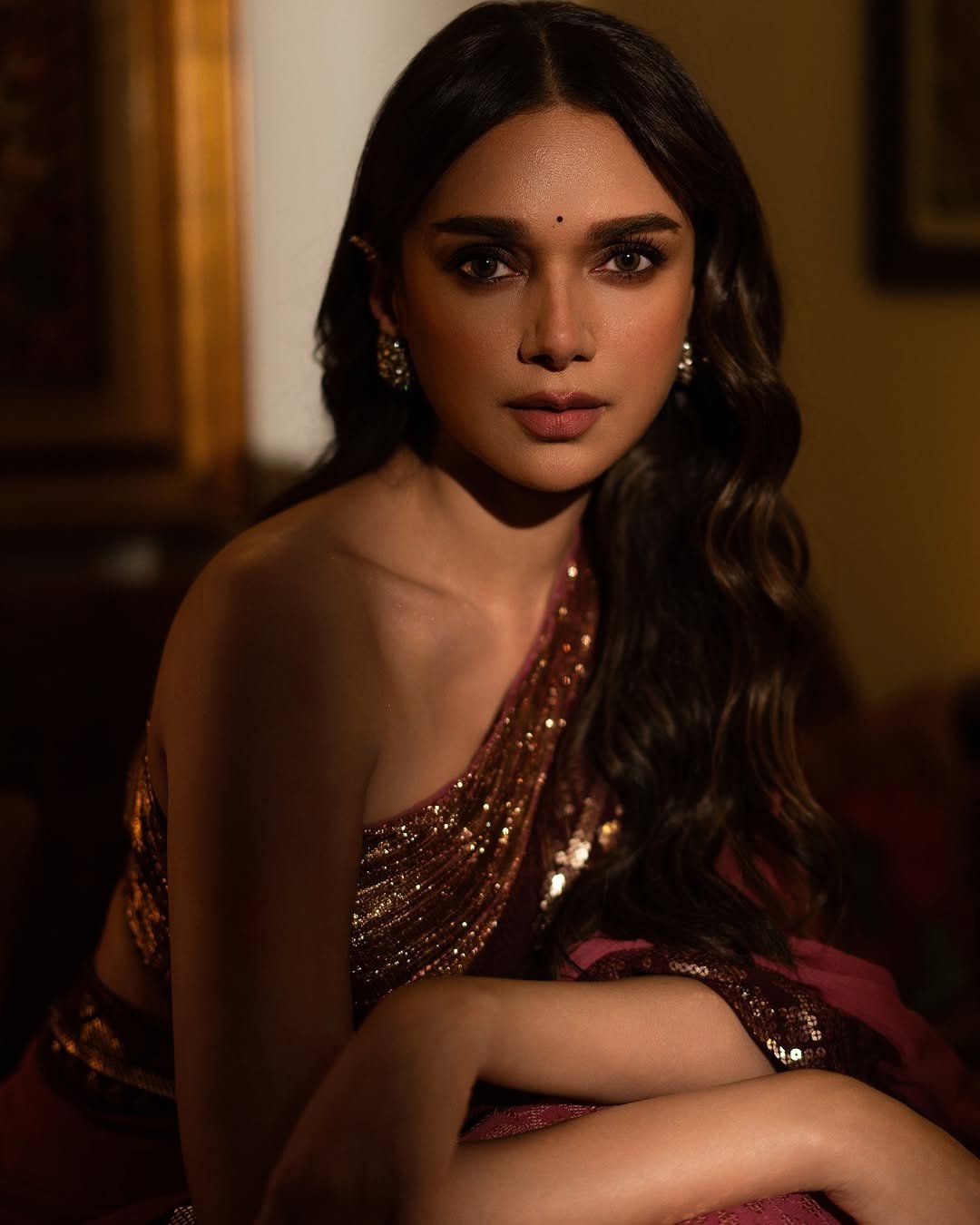 Aditi Rao Hydari Royal in Maroon Lehenga (5)