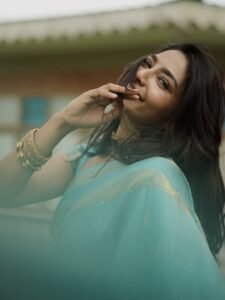 Aishwarya Lekshmi Beautiful in Blue Soft Silk Saree Photos (13)