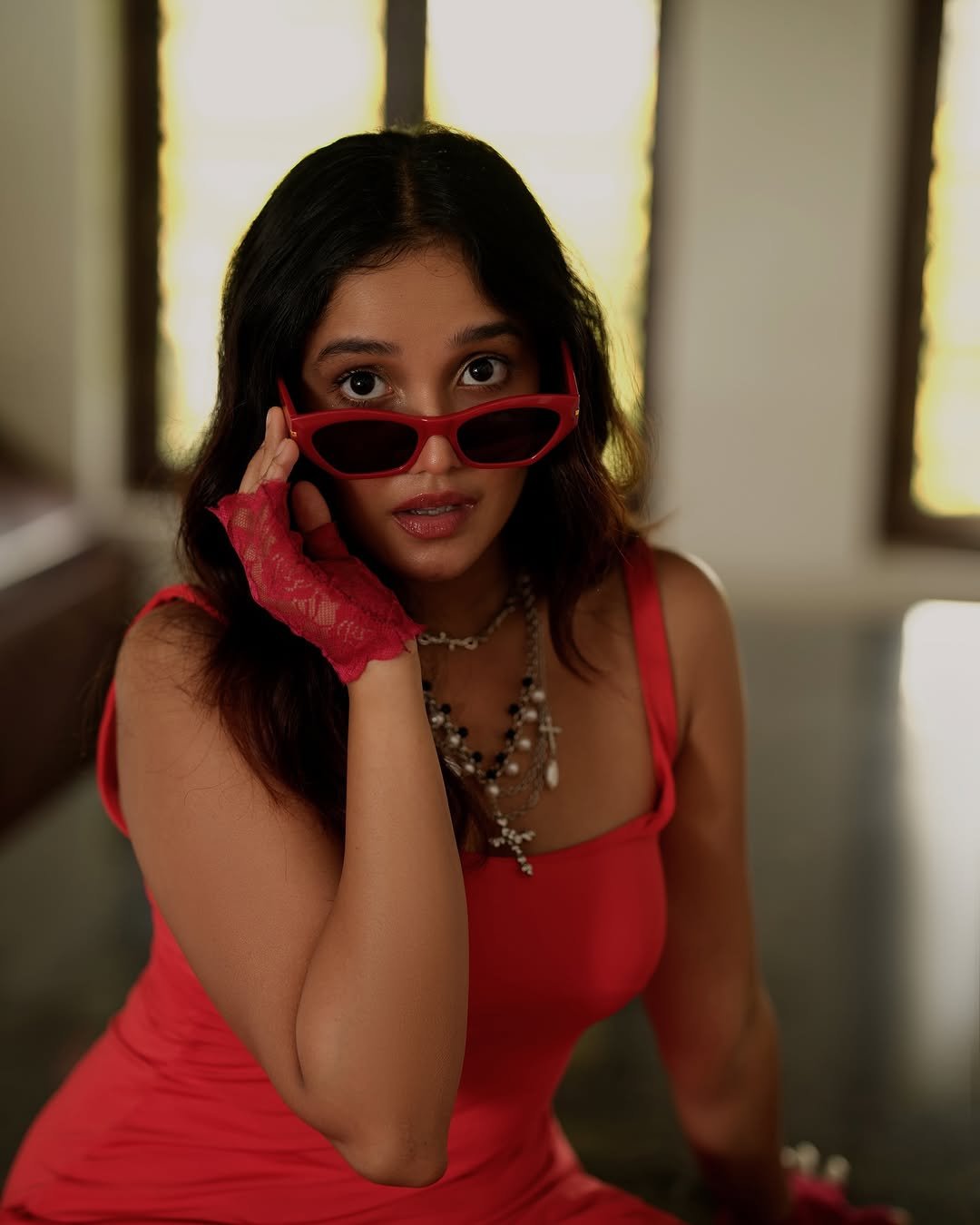 Anika Surendran Trendy in Red Dress (7)
