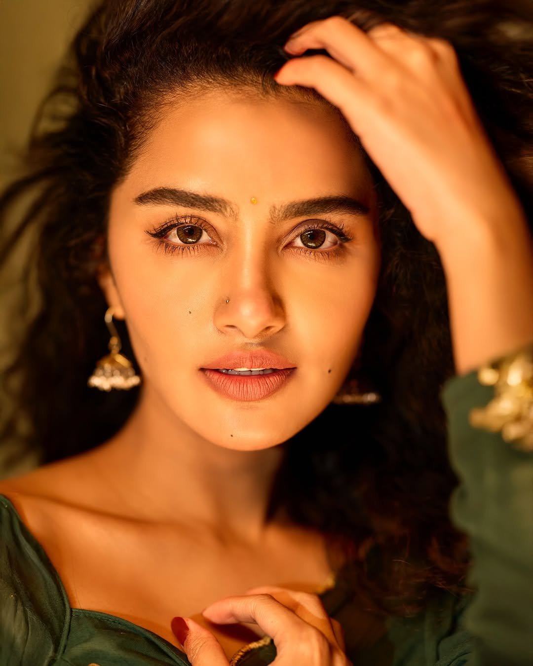 Anupama Parameswaran Stunning in Green Polka Dot Dress (7)