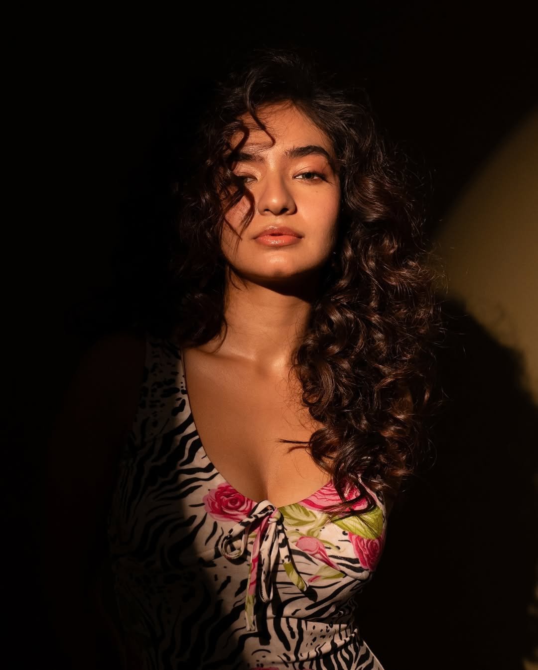 Anushka Sen Bold Animal Print Mini Dress Retro Glam Shoot (6)