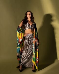 Anushka Sen Bold Geometric Co-Ord Set Fashion Shoot (12)